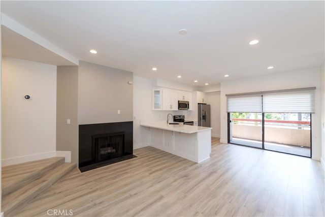 941 W Carson 226, Torrance, CA 90502