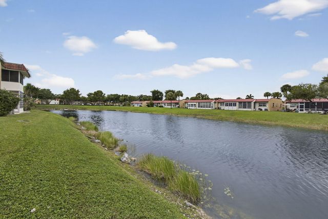 419 Lake Dora Drive, West Palm Beach, FL 33411