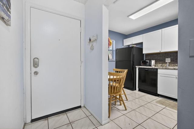 419 Lake Dora Drive, West Palm Beach, FL 33411