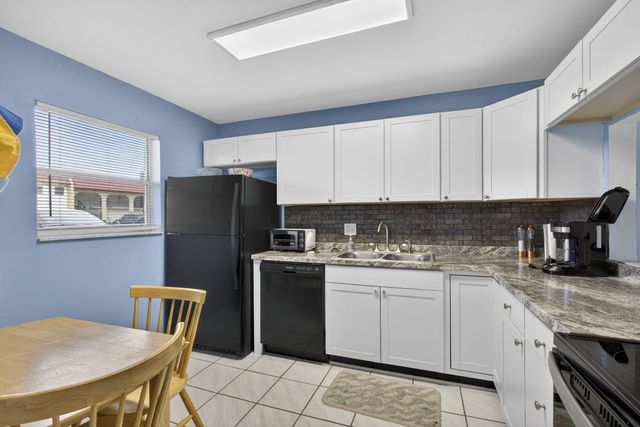 419 Lake Dora Drive, West Palm Beach, FL 33411