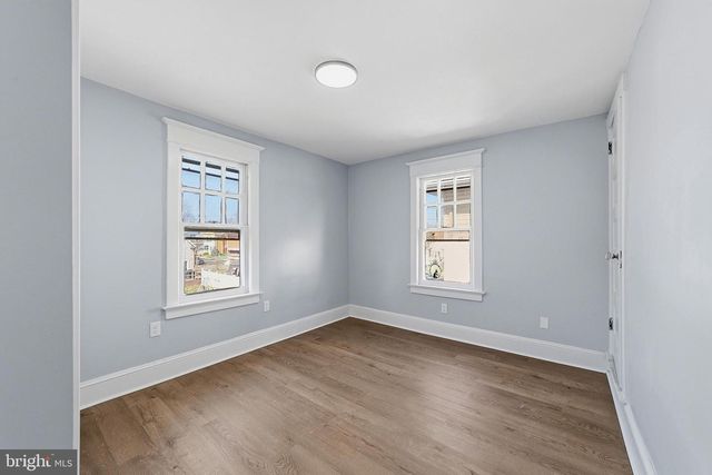 1424 HAMILTON, Trenton, NJ 08629