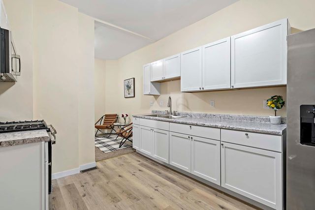 2322 Bryant Avenue N, Minneapolis, MN 55411