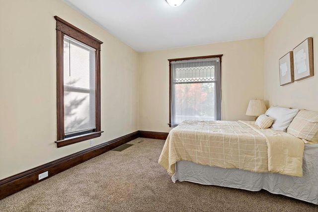 2322 Bryant Avenue N, Minneapolis, MN 55411