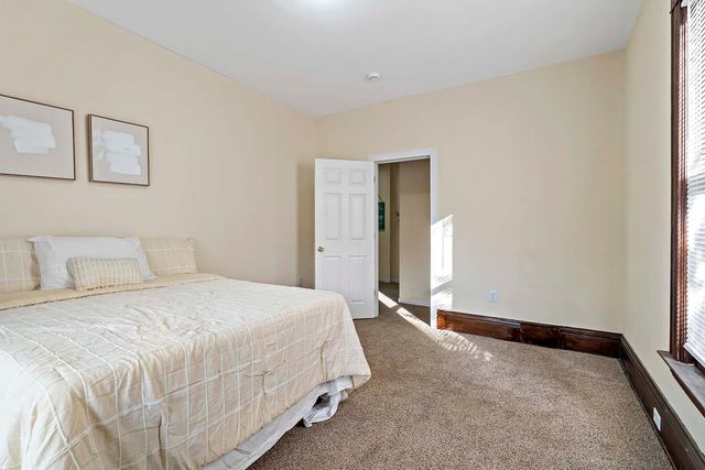 2322 Bryant Avenue N, Minneapolis, MN 55411