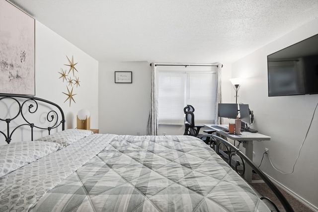 269 Chicopee St 17, Chicopee, MA 01013