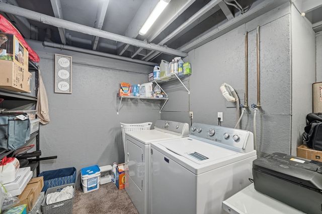 269 Chicopee St 17, Chicopee, MA 01013