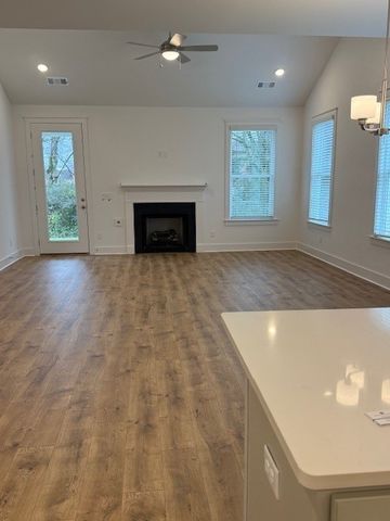 666 Conifer Drive, Spring Hill, TN 37174