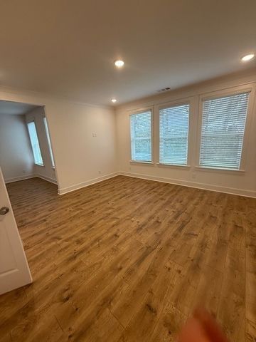 666 Conifer Drive, Spring Hill, TN 37174