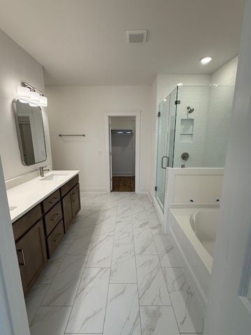 666 Conifer Drive, Spring Hill, TN 37174