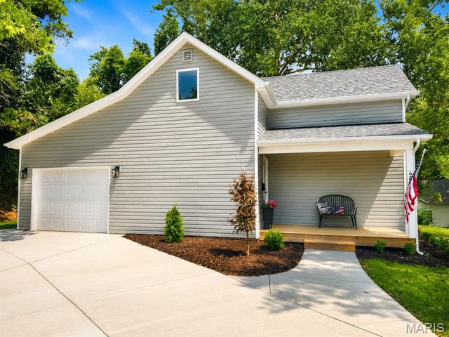 404 N 5th Street, Pacific, MO 63069