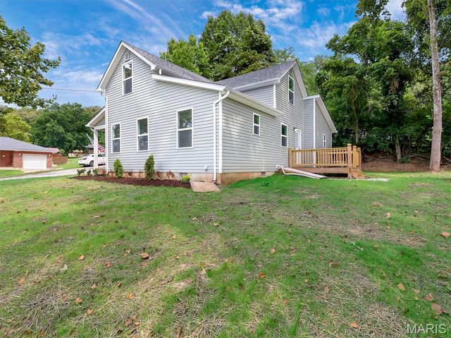 404 N 5th Street, Pacific, MO 63069