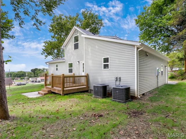 404 N 5th Street, Pacific, MO 63069
