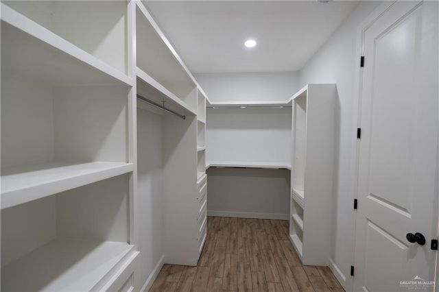 1816 Diplomat Drive, Edinburg, TX 78542