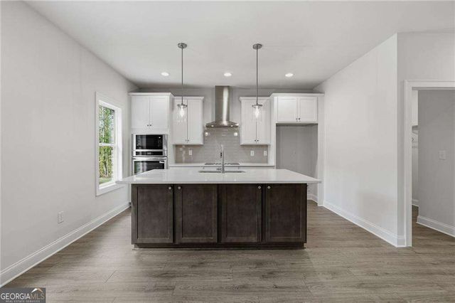105 Southview Drive, Ellenwood, GA 30294