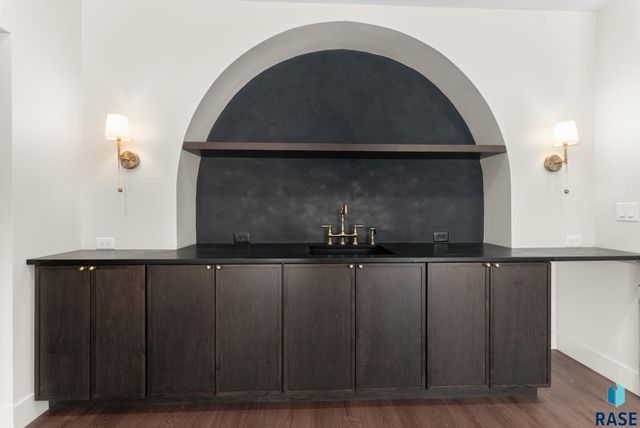 8309 E Sheridan Cir Circle, Sioux Falls, SD 57110