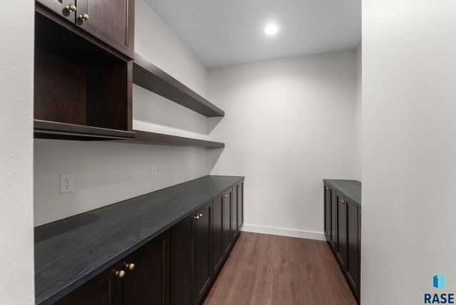 8309 E Sheridan Cir Circle, Sioux Falls, SD 57110