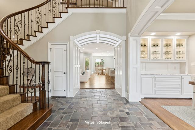 2624 Sir Gawain Lane, Lewisville, TX 75056