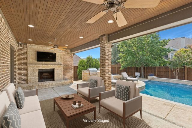 2624 Sir Gawain Lane, Lewisville, TX 75056