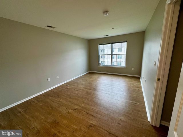 136 LIONHEART LN, West Deptford, NJ 08086