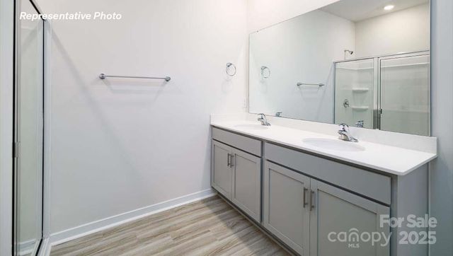 152 Meadow View Drive, Statesville, NC 28677