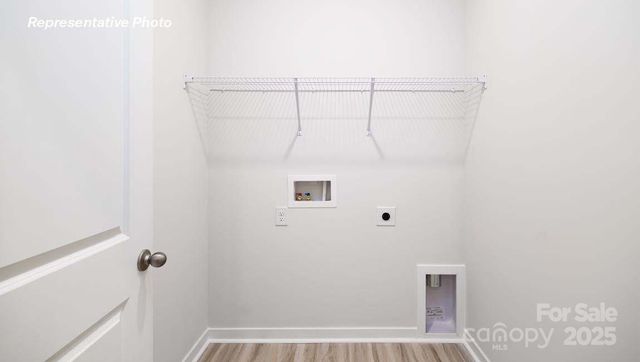 152 Meadow View Drive, Statesville, NC 28677