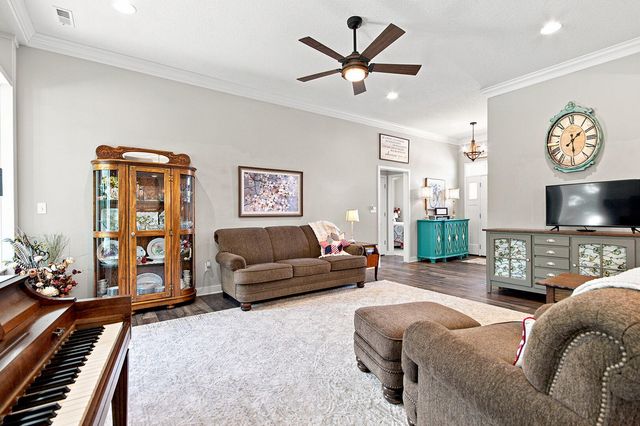 1608 SPRING MOUNTAIN DR, Columbia, MO 65201
