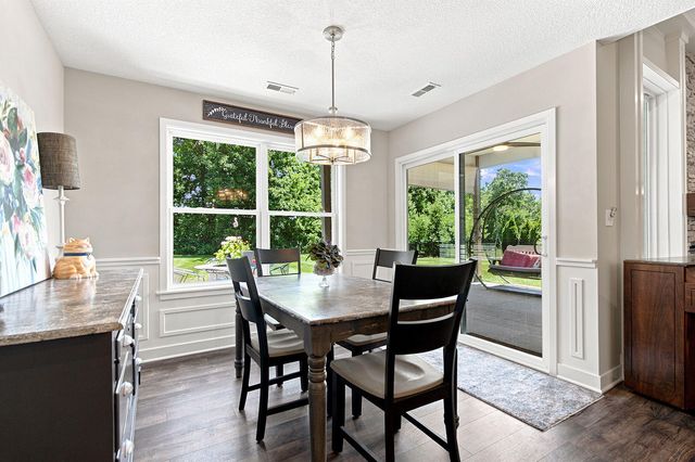 1608 SPRING MOUNTAIN DR, Columbia, MO 65201