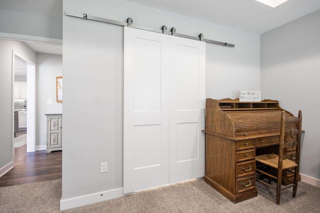 1608 SPRING MOUNTAIN DR, Columbia, MO 65201