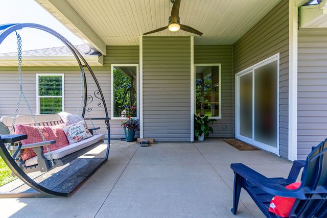 1608 SPRING MOUNTAIN DR, Columbia, MO 65201