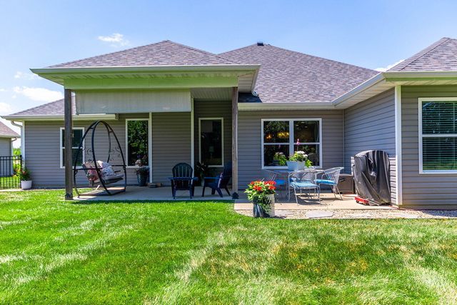1608 SPRING MOUNTAIN DR, Columbia, MO 65201