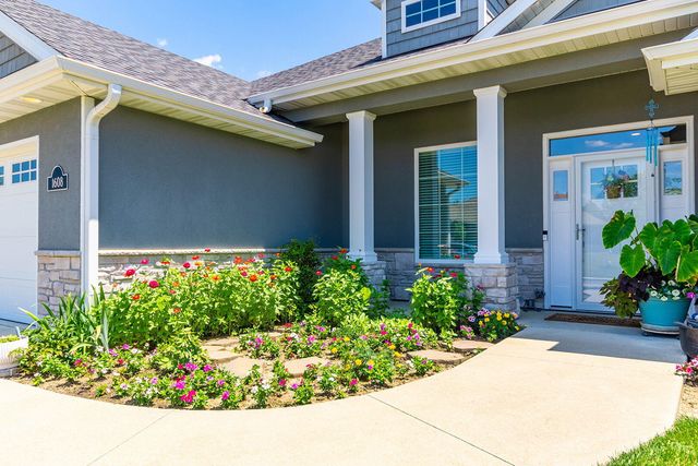 1608 SPRING MOUNTAIN DR, Columbia, MO 65201