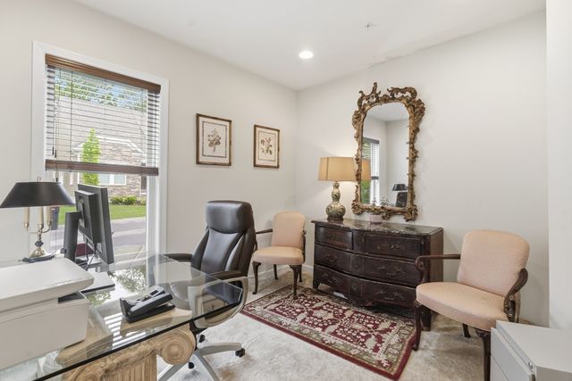 114 Orchard Dr 8, Sudbury, MA 01776