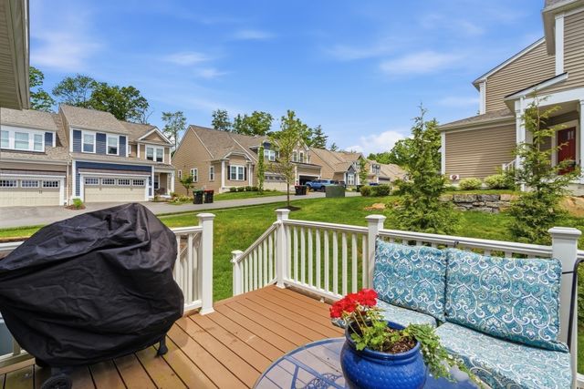114 Orchard Dr 8, Sudbury, MA 01776