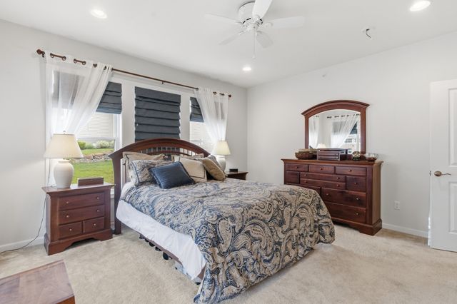 114 Orchard Dr 8, Sudbury, MA 01776