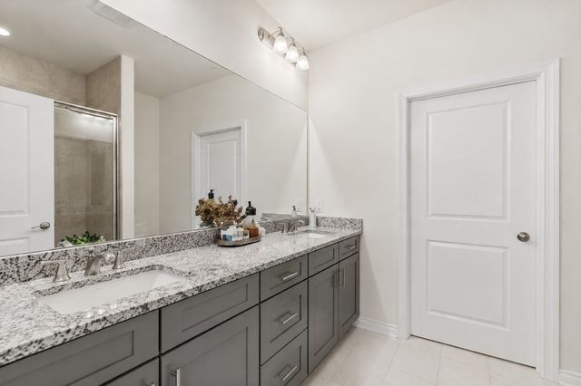 114 Orchard Dr 8, Sudbury, MA 01776