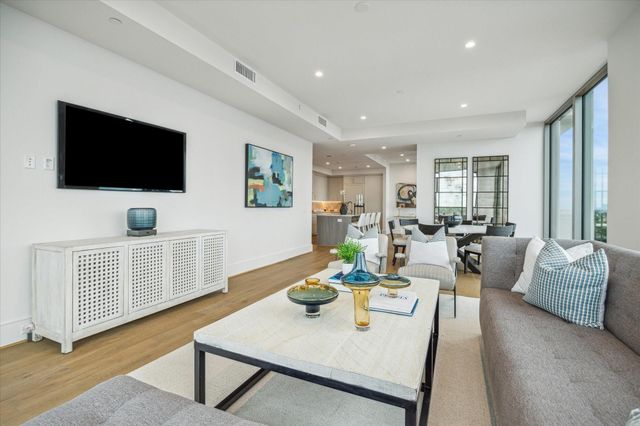 5656 San Felipe Street 606, Houston, TX 77056
