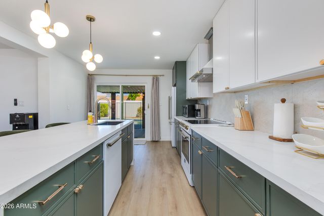 8650 E ROANOKE Avenue, Scottsdale, AZ 85257