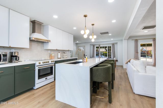 8650 E ROANOKE Avenue, Scottsdale, AZ 85257