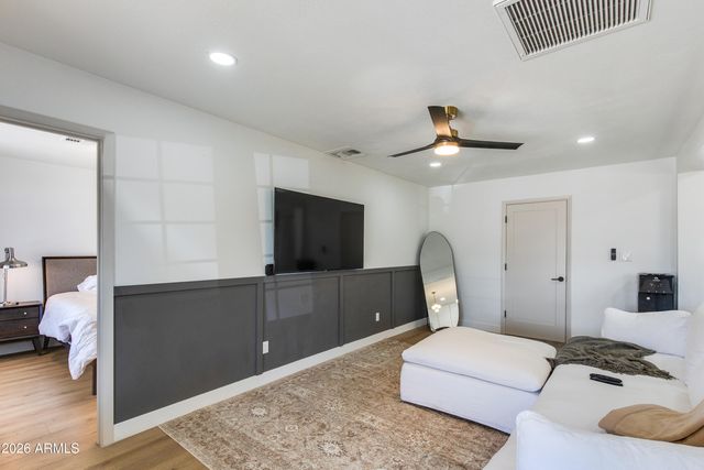 8650 E ROANOKE Avenue, Scottsdale, AZ 85257