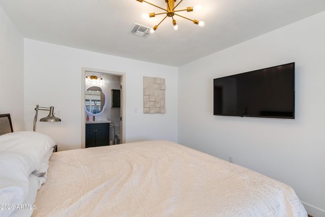 8650 E ROANOKE Avenue, Scottsdale, AZ 85257