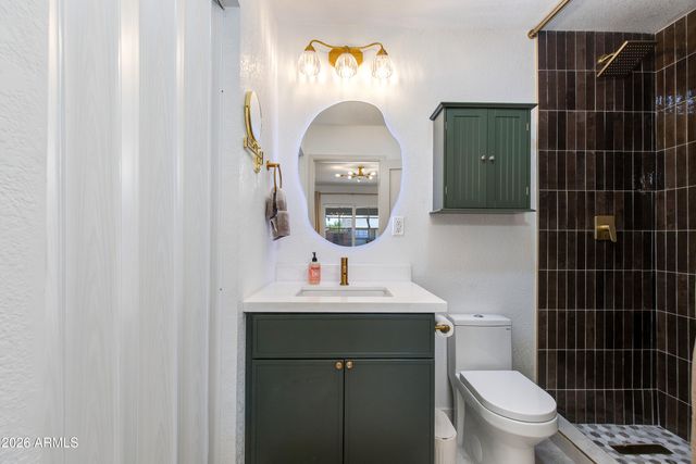 8650 E ROANOKE Avenue, Scottsdale, AZ 85257