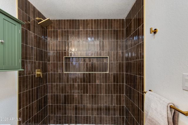 8650 E ROANOKE Avenue, Scottsdale, AZ 85257