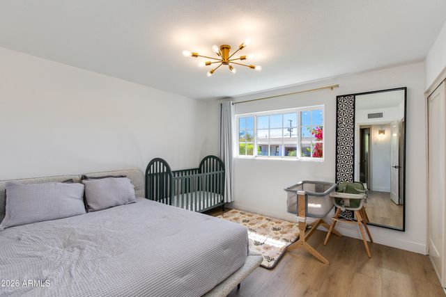 8650 E ROANOKE Avenue, Scottsdale, AZ 85257