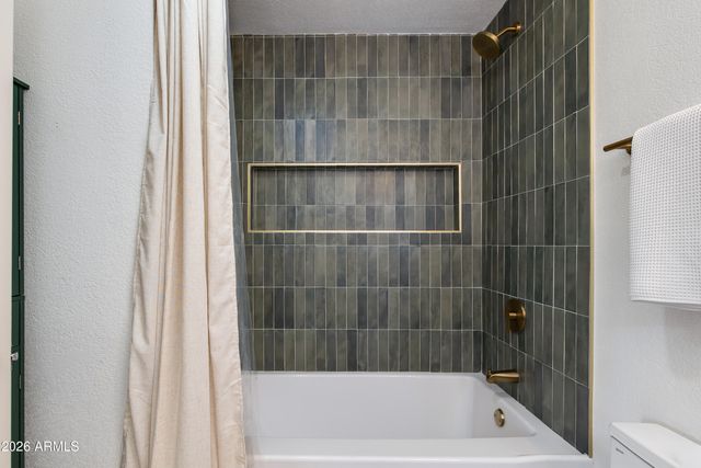 8650 E ROANOKE Avenue, Scottsdale, AZ 85257