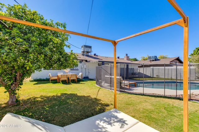 8650 E ROANOKE Avenue, Scottsdale, AZ 85257