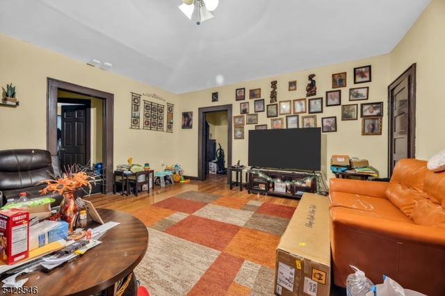 34 Church St, Bound Brook Boro, NJ 08805