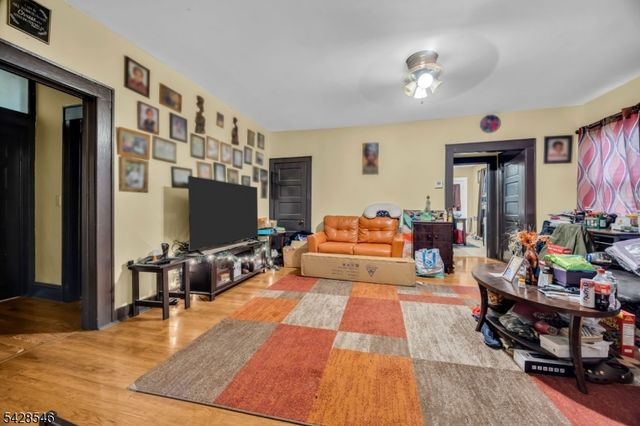 34 Church St, Bound Brook Boro, NJ 08805
