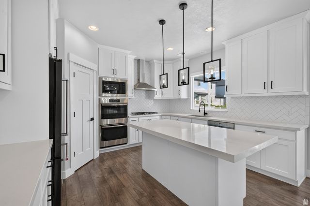 36 W SYRACUSE RD, Vineyard, UT 84059