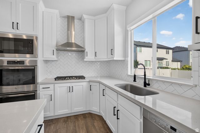 36 W SYRACUSE RD, Vineyard, UT 84059