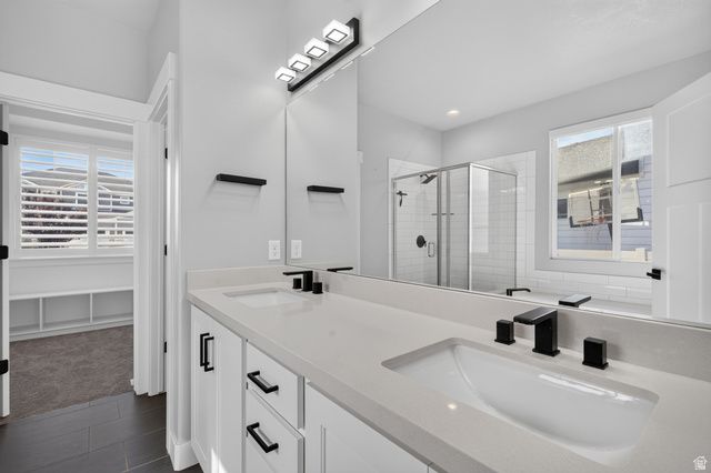 36 W SYRACUSE RD, Vineyard, UT 84059